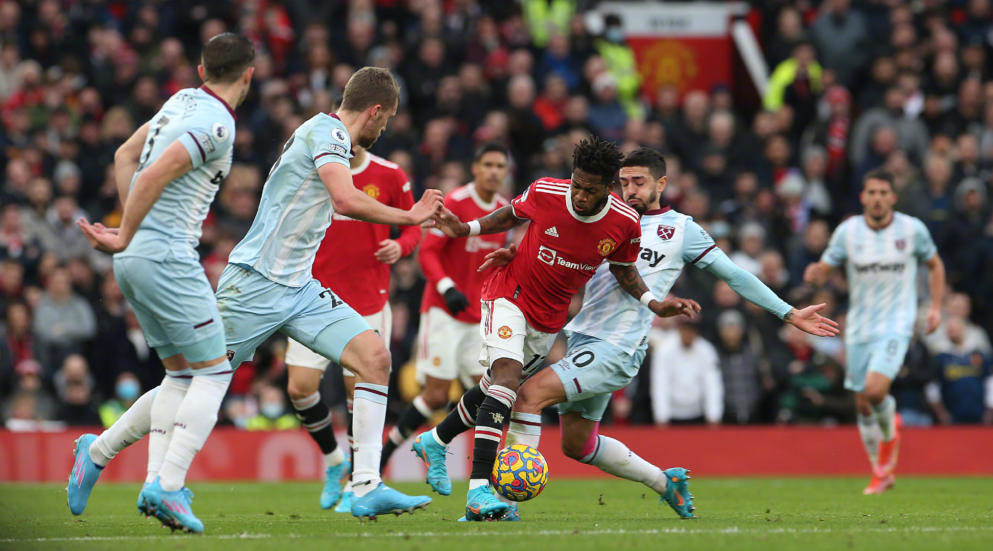 续扩大领先 续扩大领先